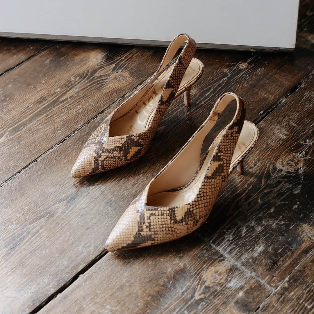 のインスタグラム：「The Material: Dark Wheat Multi Snake Tap to shop the JECKEL   #SamEdelman #PreFall2020 #ForcesOfNature」