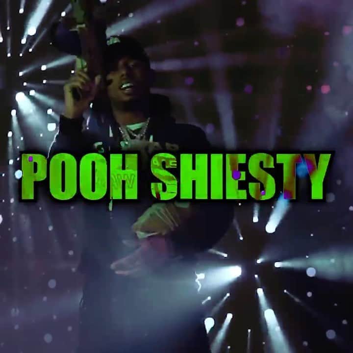 グッチ・メインのインスタグラム：「So icy Shiesty Droppin #TwerkSum at midnight @poohshiesty #New1017 🥶」