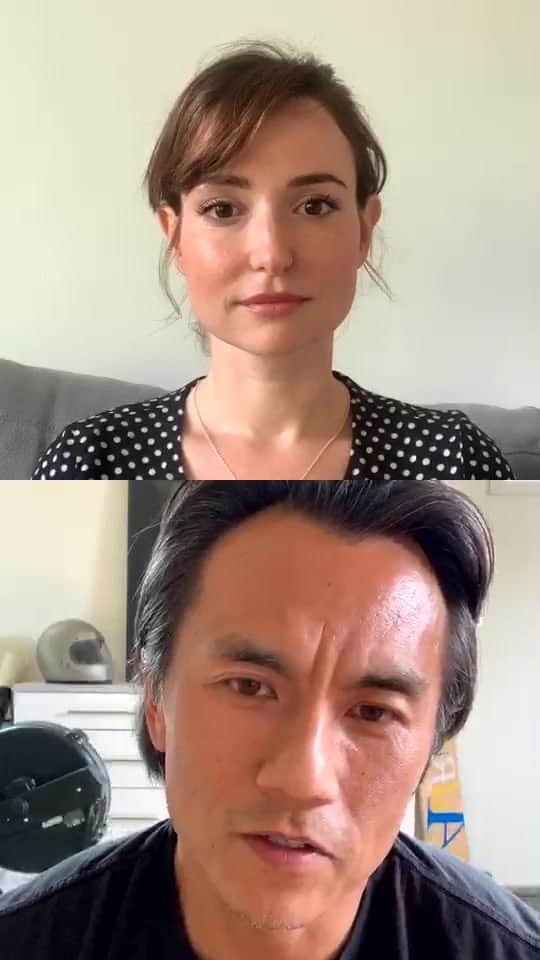 ミラーナ・ヴァイントゥルーブのインスタグラム：「John Kim @theangrytherapist author of “I Used to be a Miserable F*ck”, started a blog called The Angry Therapist as part of his rebirth post divorce ten years ago. He quickly built a devoted following of fans who loved the frank and authentic insights that he freely shared on social media.  He pulled the curtain back and showed himself by practicing transparency and sharing his story, something therapists are taught NOT to do.  Kim became known as an unconventional therapist who worked outside the box by seeing clients at coffee shops, on hikes, and in gyms.  He quickly built a coaching team of his own and launched a sister company called JRNI, creating a new way to help people help people.  He is now changing the way we change by sending daily texts, running virtual live wellness classes in the TAT LAB, and just launched Twirl - a new type of non swiping dating app to making dating a human experience again.」