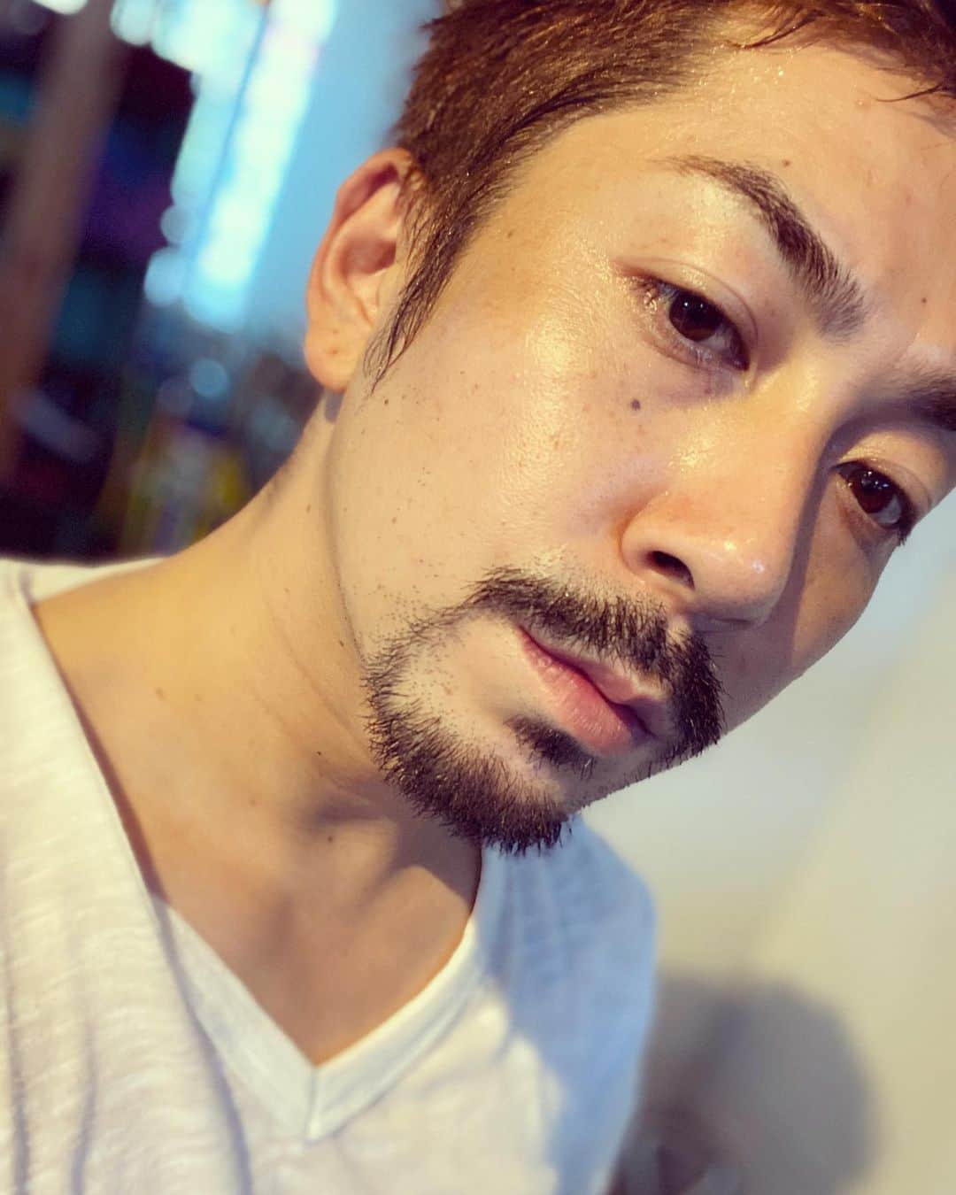 松浦新のインスタグラム：「‪ロバートダウニーJrのような鼻下の髭と顎髭を繋げたく頑張ってますが、ミスターサタンみたいと言われてしまう。。 #ロバートダウニーJr #俳優 #髭 #ミスターサタン ‬#rovertdowneyjr #actor #wushu #南拳 #nanquan #taijiquan #action」