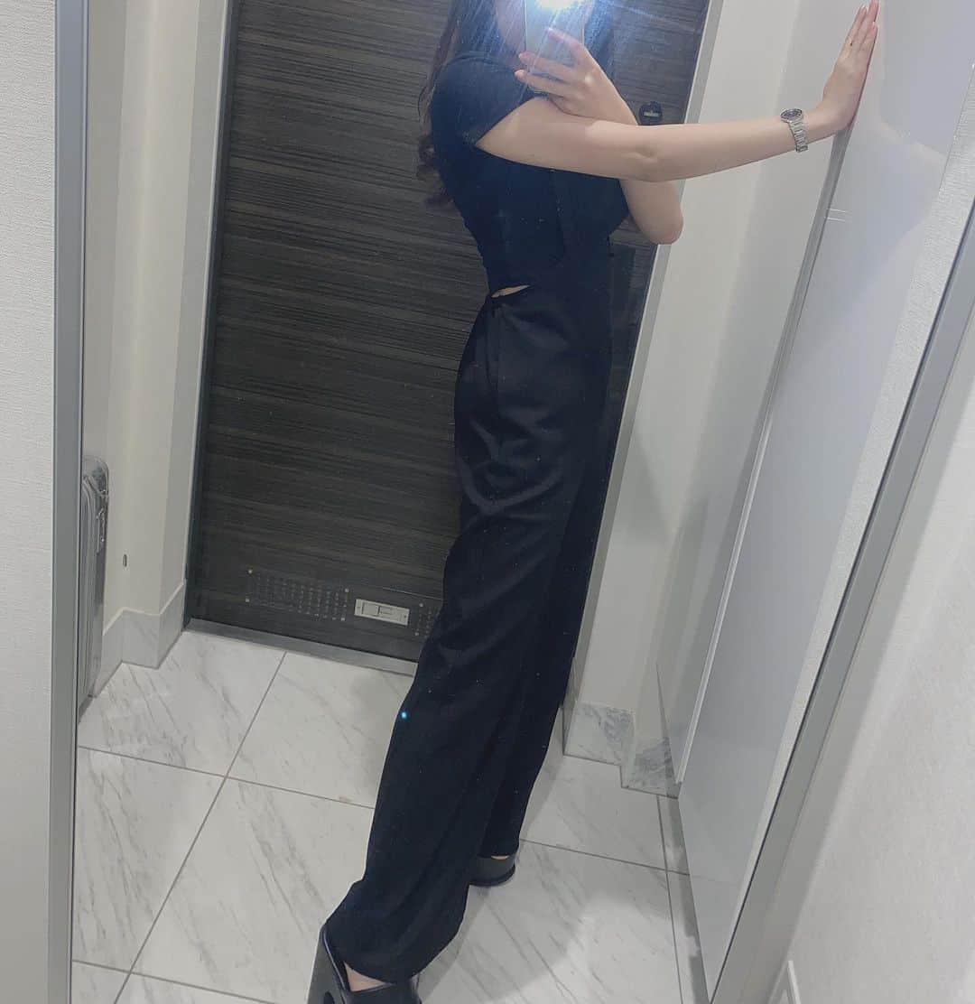 歩乃華（ほのらん）のインスタグラム：「BVLGARIは母の引き継ぎ🖤 GUとZARAは自分🖤笑」