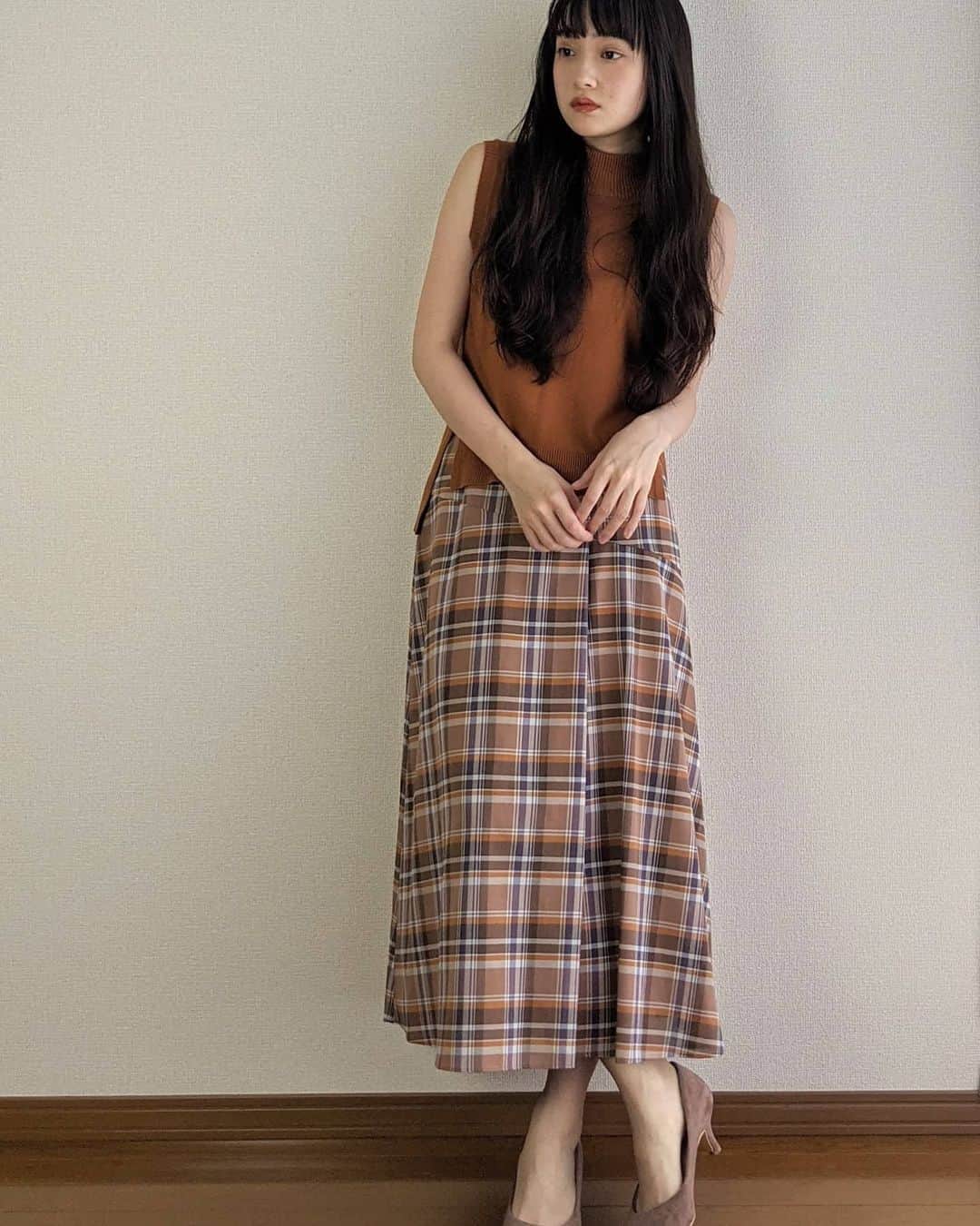 相川結さんのインスタグラム写真 - (相川結Instagram)「このシリーズはこれでおしまい☆ 今回アールカワイイさんから届いたもの🎁 tops…@murua_official skirt…@indivi.official この組み合わせ最高にかわいかった♡♡♡  #アールカワイイ #ファッションレンタル #rcawaii #秋コーデ」9月10日 18時16分 - yu__nyan16