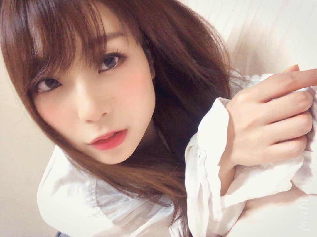 のインスタグラム：「みんなが1番美味いと思うスイーツなんですか？  デパ地下とか百貨店のやつ  #デパ地下スイーツ #スイーツ #チョコレート #おいしいもの」