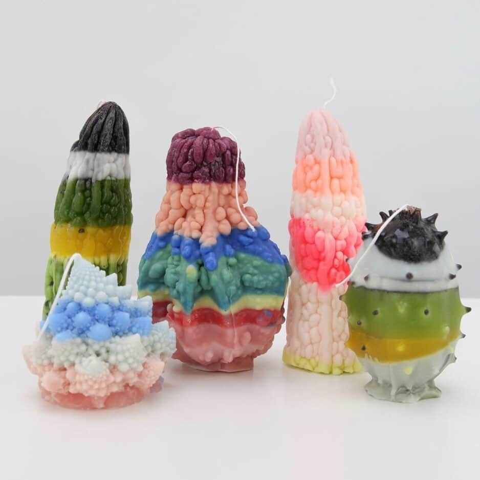 コスさんのインスタグラム写真 - (コスInstagram)「Candles, in a new light. We love these sculptural creations by Brooklyn based artist @Piboch which use everything from Romanesco broccolis to melons as molds. #COSThings」9月10日 18時45分 - cosstores