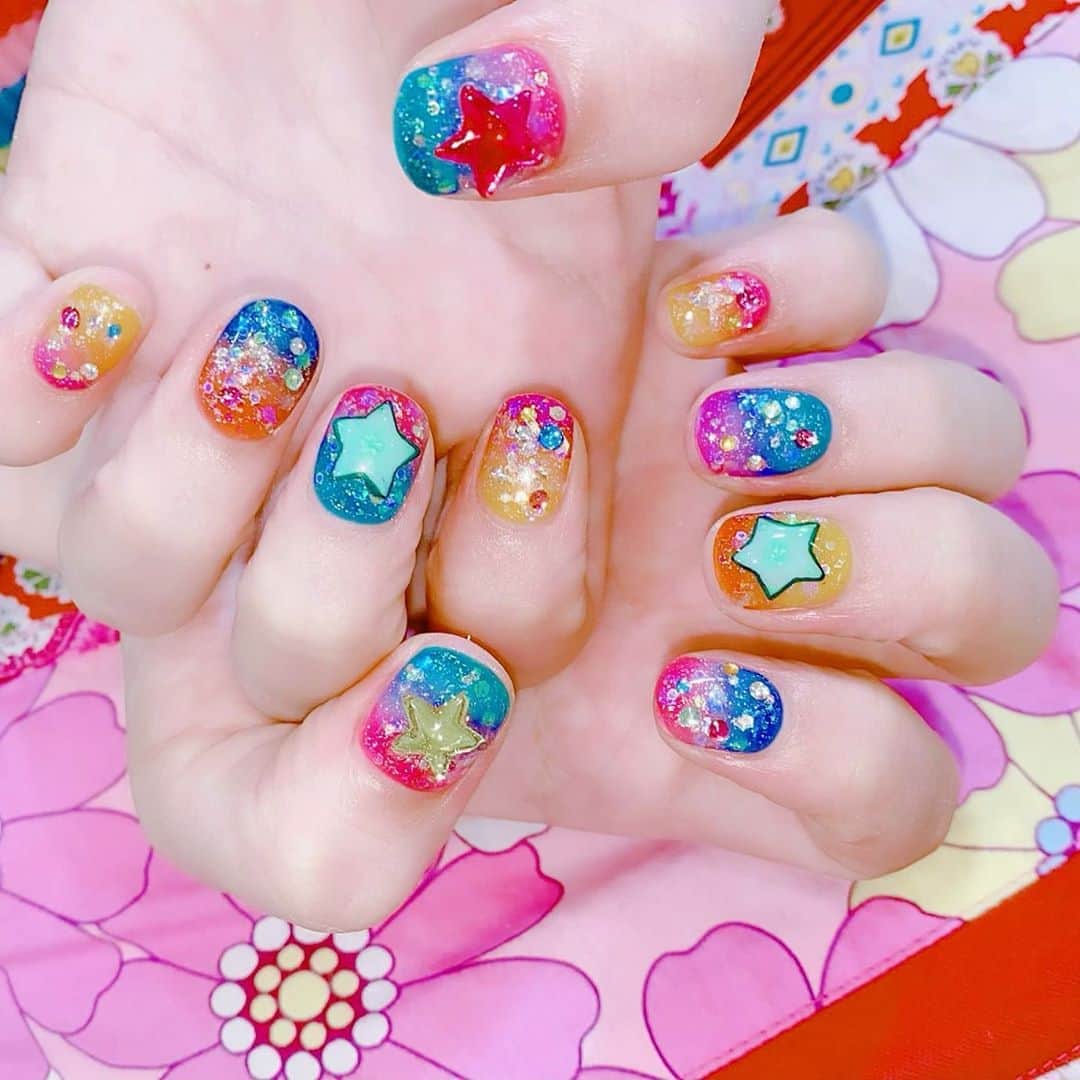 なかやまちえこさんのインスタグラム写真 - (なかやまちえこInstagram)「bye-bye Summer👋⠀ ⠀ #nail #nails #nailart #ネイル #美甲 #ネイルアート  #japanesenailart #manucure #japanesenails #manicurist #gelnails #أظافر #네일아트 #미용 #vẽmóng #ngườiđẹp  #เพ้นท์เล็บ #искусствоногтя #artedeuñas #เพ้นท์เล็บเจล #ジェルネイルデザイン #ネイルデザイン #senikuku #nagelkunst #サマーネイル #summernails #夏ネイル @pregelofficial @bettygel_official @kimagure_cat_whim @prexyofficial」9月10日 18時46分 - chiekonakayama