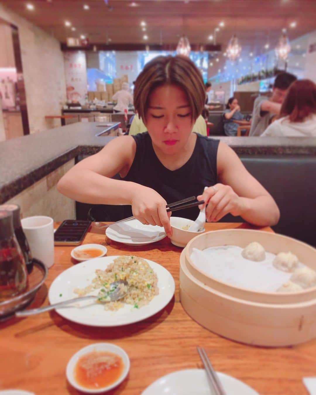 渡名喜風南のインスタグラム：「Just over a year🇹🇼 😋💕👌」