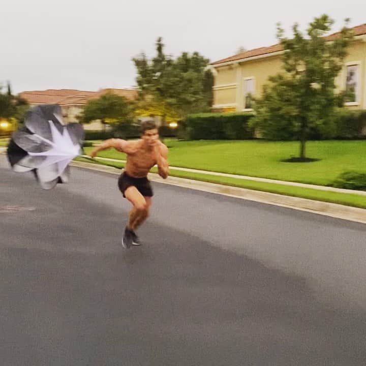 セージ・ノースカットのインスタグラム：「Rest day cardio」