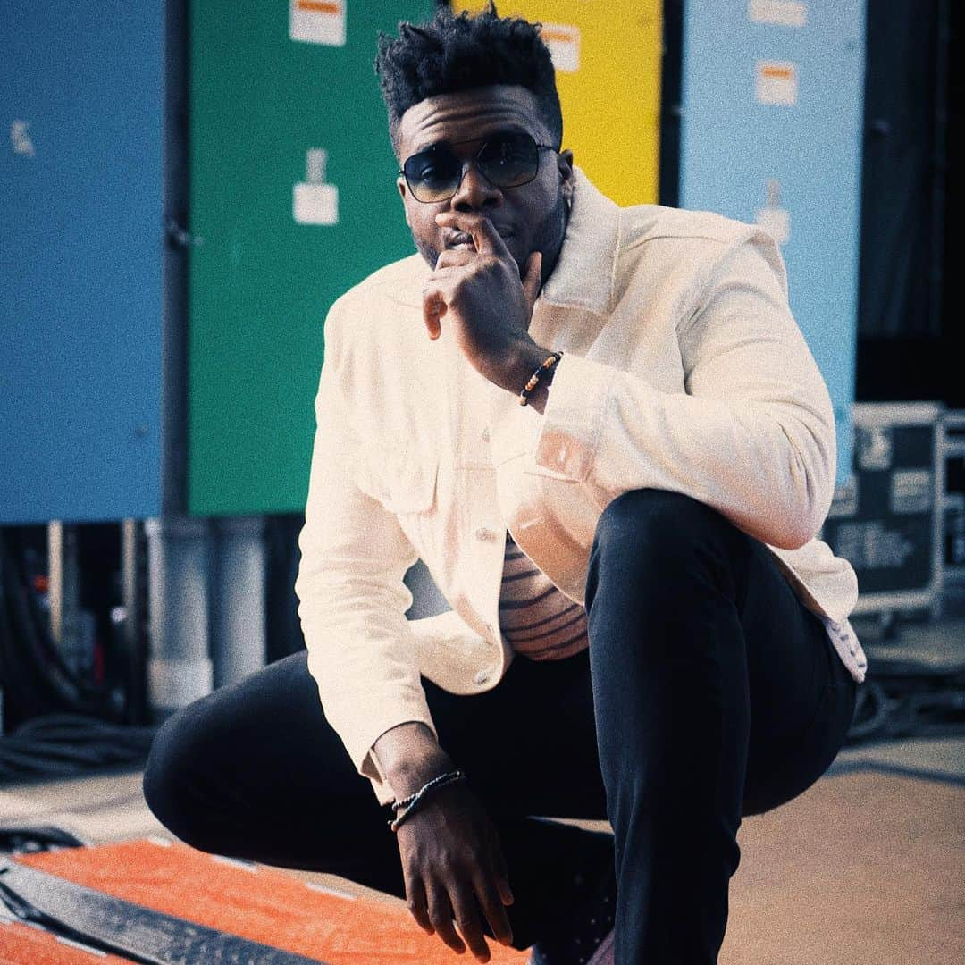 ペンタトニックスさんのインスタグラム写真 - (ペンタトニックスInstagram)「What's @KOlusola thinkin' about? 🤔 Comment your guess below!」9月10日 10時37分 - ptxofficial