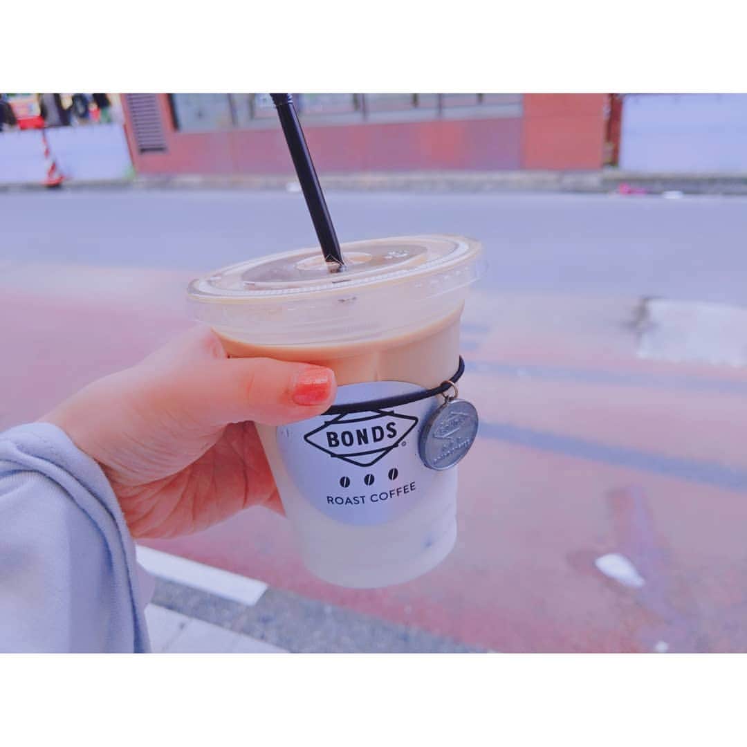 片瀬美月のインスタグラム：「𖠚ᐝ * * * 最近みつけたお気に入りのコーヒーショップ 2回目だったのにお姉さん覚えててくれました 朝から幸せなきもち(⸝⸝⸝ ᵕ ̫ᵕ ⸝⸝⸝) * * I went the coffee shop that I found the other day, thewaitress remembered me.  I felt so happy (⸝⸝⸝ ᵕ ̫ᵕ ⸝⸝⸝) * * * 𖠚ᐝ #コーヒー  #コーヒーのある暮らし  #bondsroastcoffee  #coffee  #coffeelover」