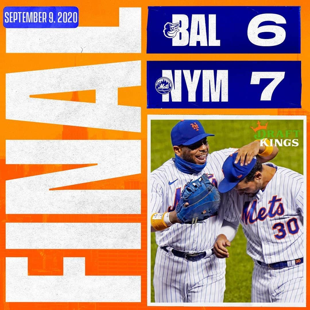 ニューヨーク・メッツさんのインスタグラム写真 - (ニューヨーク・メッツInstagram)「What. A. Game! #MetsWin #LGM」9月10日 11時38分 - mets