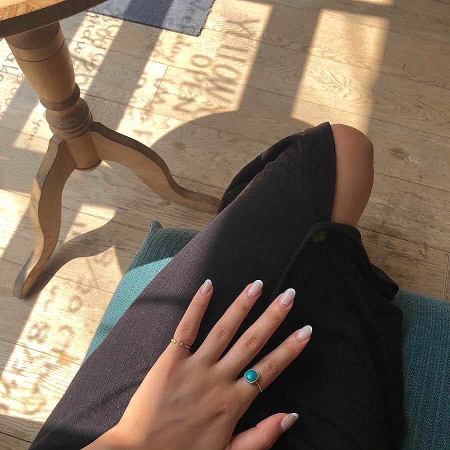 藤原菜摘さんのインスタグラム写真 - (藤原菜摘Instagram)「さいきんのスタメン💍 ピンキーリングは波をモチーフにしてるそうで、 うねうねしてて可愛いんだ！🌊♡♡」9月10日 12時07分 - natsumi_fujiwara