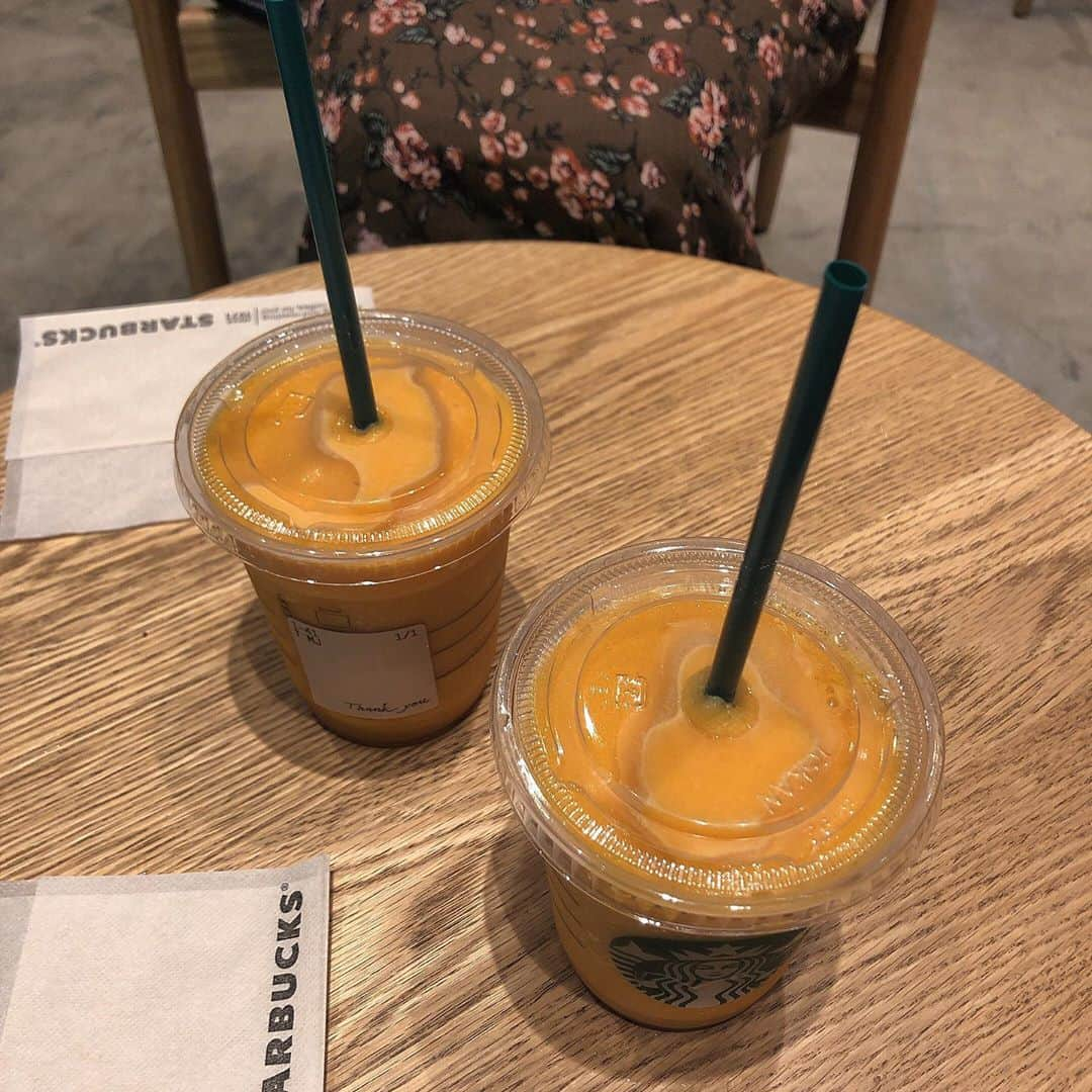 川越紗彩さんのインスタグラム写真 - (川越紗彩Instagram)「スタバのマンゴーパッションティーフラペチーノ☕️🥭 ・ かほにお勧めされて飲んだけど、美味しくてハマった‪︎✨ ・ #スタバ #マンゴーパッションティーフラペチーノ」9月10日 12時08分 - saaya_kawagoe_ngt48