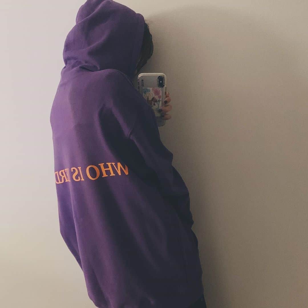 碓井玲菜さんのインスタグラム写真 - (碓井玲菜Instagram)「NERDYアイテムが今日までZOZOで買えるよ💜  #nerdy #nerdycafe #原宿カフェ #原宿 #なうみー #nylonjapan #nestal」9月10日 12時22分 - reina_usui