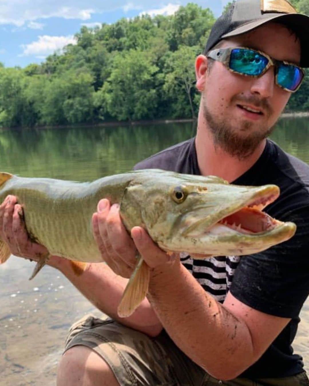 Filthy Anglers™さんのインスタグラム写真 - (Filthy Anglers™Instagram)「Product feature Wednesday! The brand is called Filthy Anglers and I think Hayden @mease92 has taken it to a new level. Look at that shirt, absolutely Filthy from Muskie slime! I don’t think you could have picked a better shirt to be wearing. If you don’t think it’s slime from a Muskie 😳 , one... get your head out of the gutter and swipe to the next photo. Congrats Hayden, you are legitimate Certified Filthy - grab your Filthy Flag tee online today, it’s my favorite at the moment www.filthyanglers.com #fishing #muskie #musky #filthyanglers #fish #catchandrelease #outdoors #bassfishing #mlf #bigbass #bassmaster #fisher #angler #pond #lakelife #ocean」9月10日 12時24分 - filthyanglers
