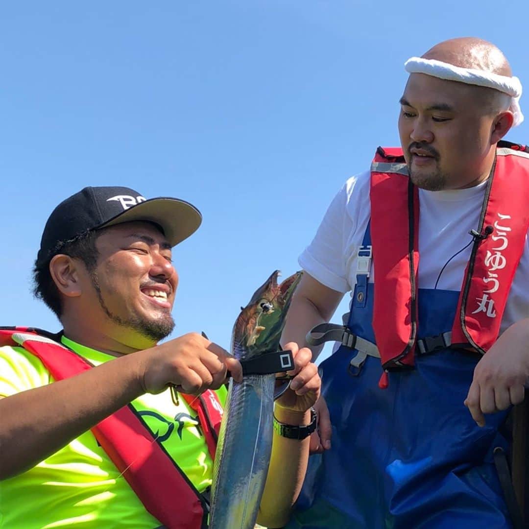 日本テレビ「ウチのガヤがすみません！」さんのインスタグラム写真 - (日本テレビ「ウチのガヤがすみません！」Instagram)「今週のウチガヤ ご視聴頂きありがとうございました！  今回のゲストは 水川あさみさんと濱田岳さんと 濱田岳さん？…💦  歌うま🎤釣り🎣クイズの対決結果は 濱田軍１勝　水川軍２勝で 水川軍の勝利✨でした〜  歌うま、釣り対決のオフショットを公開❗️ 別府ちゃんの右隣は誰でしょう⁉️😁  #濱田岳　#水川あさみ #チョコレートプラネット　#虹色侍ずま  #プラン計画はるはる  #根菜キャバレーきったん  #パーパーほしのディスコ #こがけん #なすなかにし  #鬼越トマホーク  #エイトブリッジ　#ニューヨーク　#相席スタート  #フワちゃん #濱田がっく岳」9月10日 13時12分 - uchino_gaya