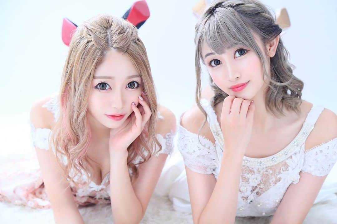 そら のインスタグラム：「💕👩‍❤️‍👩💕  #新宿 #歌舞伎町 #六本木 #ミナミ #キャバ嬢 #キャバクラ #姉妹 #キャバキャバ #麻布 #ラウンジ #キャバレー #ガールズバー #自撮り女子 #女子力高め #ワンピースコーデ」
