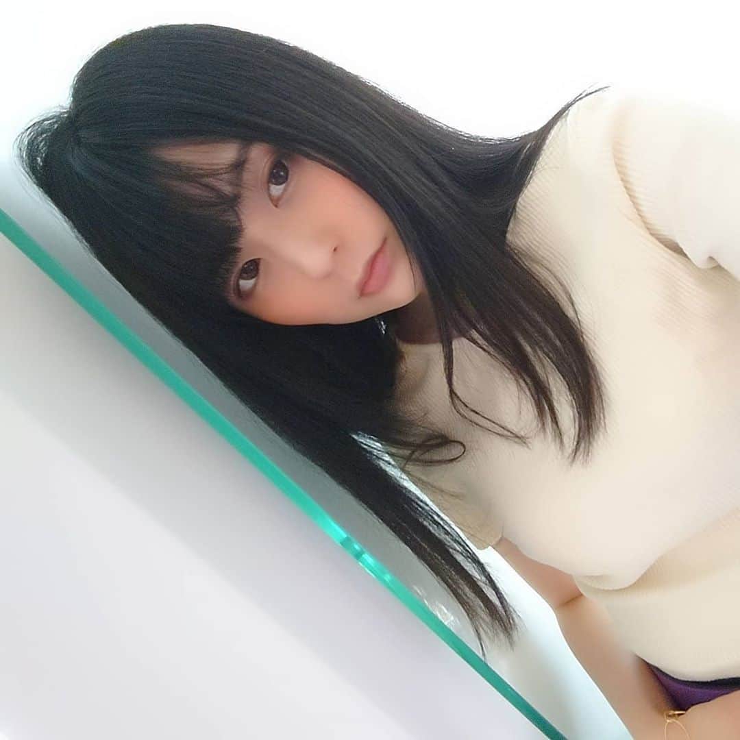 藤波さとりのインスタグラム：「睡魔と戦っています😂」