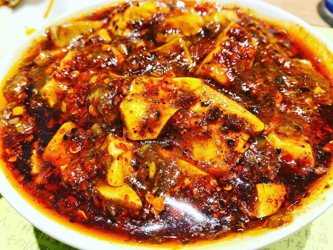 のインスタグラム：「どうしても辛くて美味しい麻婆豆腐が食べたくて。  #麻婆豆腐 #陳建一 #好吃 #美味 #delicious」