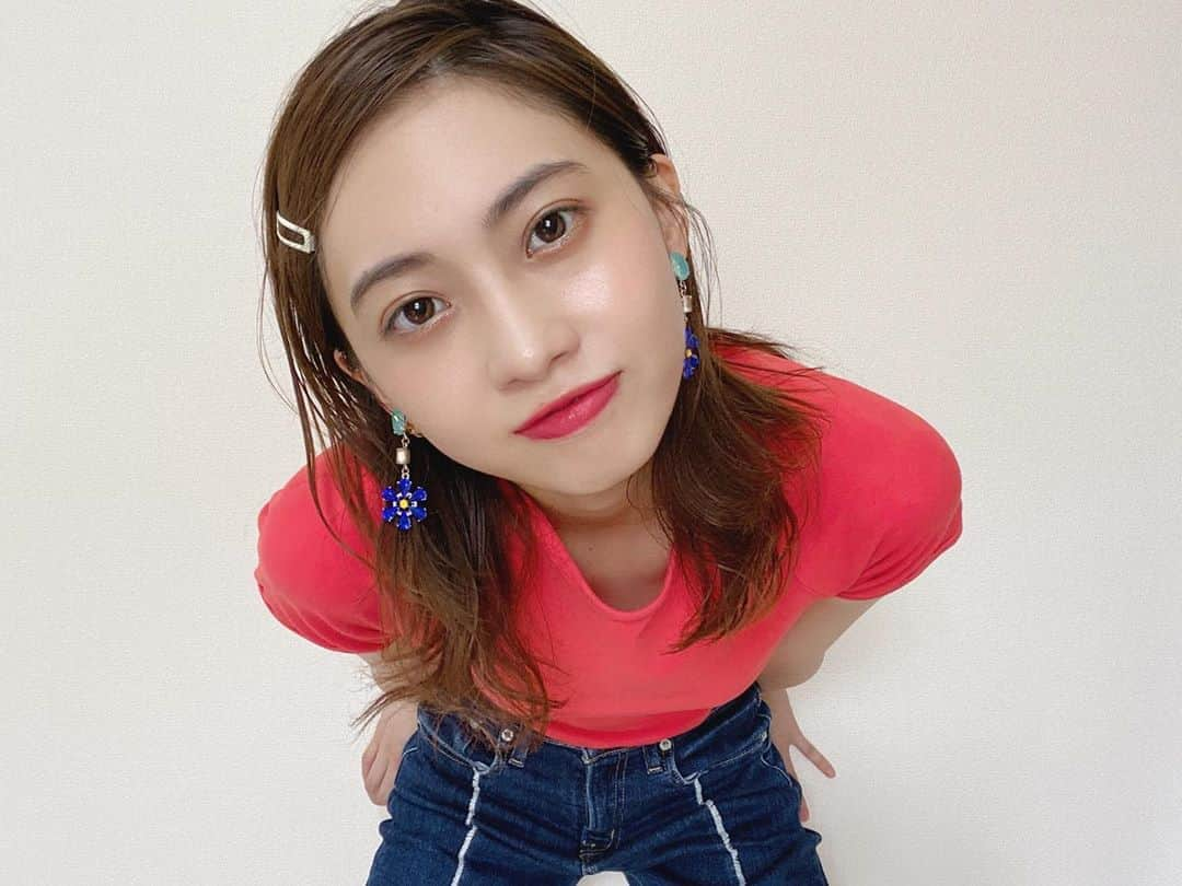 木﨑ゆりあさんのインスタグラム写真 - (木﨑ゆりあInstagram)「もう今すぐにでも秋になって欲しいけど、 夏が終わると言われるとなんだか名残惜しい気もしてきて、残りの数日、好きな夏服を着て過ごそうと思います。  久しぶりにメイクしたぞっ」9月10日 15時08分 - yuria_kizaki211