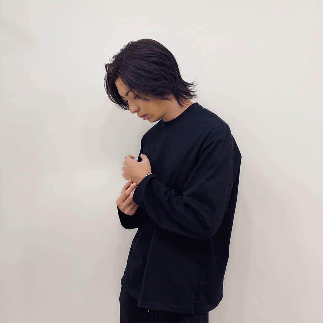 丸山龍星さんのインスタグラム写真 - (丸山龍星Instagram)「仕事の為に髪の毛を整えて貰いました〜♪ トリートメントのお陰でサラサラになった…  ありがとうございました✨」9月10日 16時10分 - ryusei_maruyama