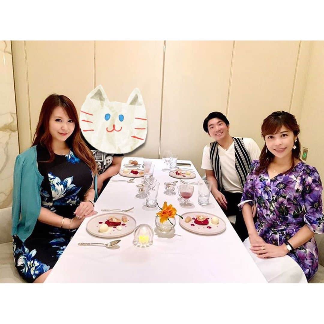 舞香さんのインスタグラム写真 - (舞香Instagram)「銀座レカンでお食事会🍽﻿ ﻿ いつも素敵すぎるあゆちゃんカップルと❤️念願のカップル会🥰﻿ ﻿ ホント仲良しで理想的な関係のお２人✨﻿ いっぱい笑って幸せな気持ちになりました☺️💕﻿ ﻿ ﻿ 銀座レカンのお料理もフレンチの老舗なだけあって、安定感のある美味しさでした😋﻿ ﻿ 個室でゆっくり楽しく過ごせてよかったです❤️﻿ ﻿ ﻿ #幸せな時間 ﻿ #銀座レカン ﻿ #美味しかった ﻿ #銀座グルメ ﻿ #フランス料理 ﻿ #カップルさんと繋がりたい ﻿ #couple ﻿ ﻿ #instalike #lovelife #followｍe #tokyo #japanesegirl #traveler #仲良しカップル #年下彼氏 #カップルグラム #素敵 #幸せな毎日 #シンママ #maikaland #舞香 #グルメ好きな人と繋がりたい #美味しいもの大好き #東京」9月10日 16時52分 - maika.mahou