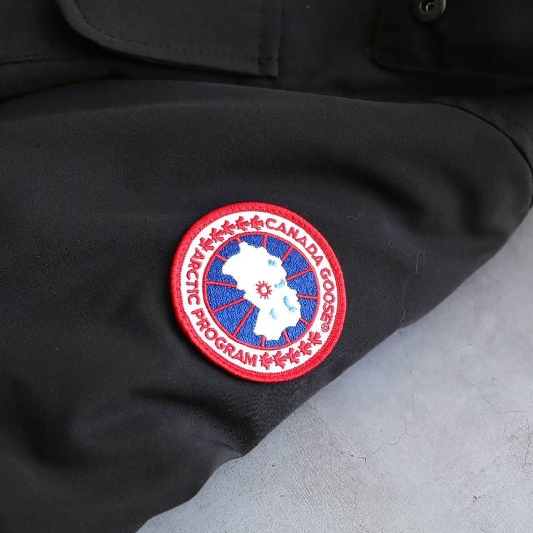 wonder_mountain_irieさんのインスタグラム写真 - (wonder_mountain_irieInstagram)「_ CANADA GOOSE / カナダグース “RUSSELL PARKA” ¥123,200- _ 〈online store / @digital_mountain〉 https://www.digital-mountain.net/shopdetail/000000006795/ _ 【オンラインストア#DigitalMountain へのご注文】 *24時間受付 *15時までのご注文で即日発送 * 1万円以上ご購入で送料無料 tel：084-973-8204 _ We can send your order overseas. Accepted payment method is by PayPal or credit card only. (AMEX is not accepted)  Ordering procedure details can be found here. >>http://www.digital-mountain.net/html/page56.html  _ 本店：#WonderMountain  blog>> http://wm.digital-mountain.info _ 〒720-0044  広島県福山市笠岡町4-18  JR 「#福山駅」より徒歩10分 #ワンダーマウンテン #japan #hiroshima #福山 #福山市 #尾道 #倉敷 #鞆の浦 近く _ 系列店：@hacbywondermountain _」9月10日 17時11分 - wonder_mountain_