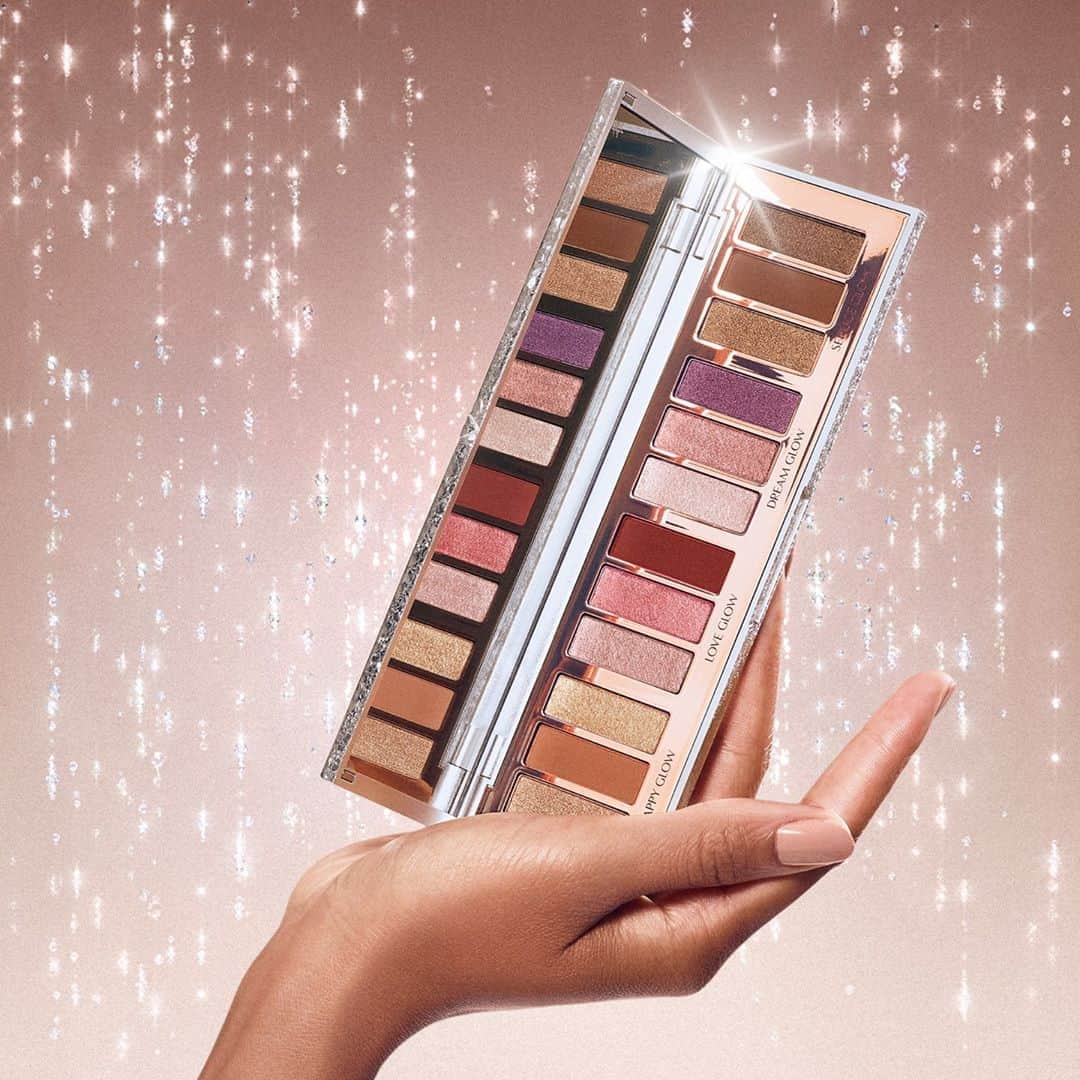 シャーロット・ティルベリーさんのインスタグラム写真 - (シャーロット・ティルベリーInstagram)「🚨⭐️ NEW! PRODUCT ALERT - BEJEWELLED EYES TO HYPNOTISE INSTANT EYE PALETTE ⭐️ 🚨   Darlings, my NEW! beauty secret is here! Introducing my NEW! BEJEWELLED EYES TO HYPNOTISE INSTANT EYE PALETTE!!! I studied the BEAUTIFYING CRYSTAL GLOW of my favourite JEWELS to bring you TWO NEW! INNOVATIVE diamond textures and 12 NEW! bejewelled shades so you can create the eye glow looks of dreams! I’m SO EXCITED to surprise you all with EXCLUSIVE FIRST DROP access!!! It’s available NOW on CharlotteTilbury.com for the next 48-hours* before it launches later this month!!! HURRY DARLINGS, last year’s palette was a SELL OUT SENSATION!    🛍 Shop NOW, exclusively first on CharlotteTilbury.com #linkinbio.  As an extra GIFT to you ALL, I am giving you FREE EXPRESS DELIVERY on every Bejwelled Eyes to Hypnotise Instant Eye Palette purchase during the 48-HOUR FIRST RELEASE!!  For all of my BEAUTY SECRETS on HOW TO create the ultimate, instantly MESMERISING EYE GLOW looks, book a VIRTUAL, ONE-TO-ONE CONSULTATION with one of my #TeamTilbury artists NOW on CharlotteTilbury.com!!  *48 hour exclusive first drop access starts 10th Sept 7am BST and ends 12th Sept 7am BST.   #CharlotteTilbury #Iconic #48HourSale #BeautySecret #Glowing #Hollywood」9月10日 17時18分 - charlottetilbury