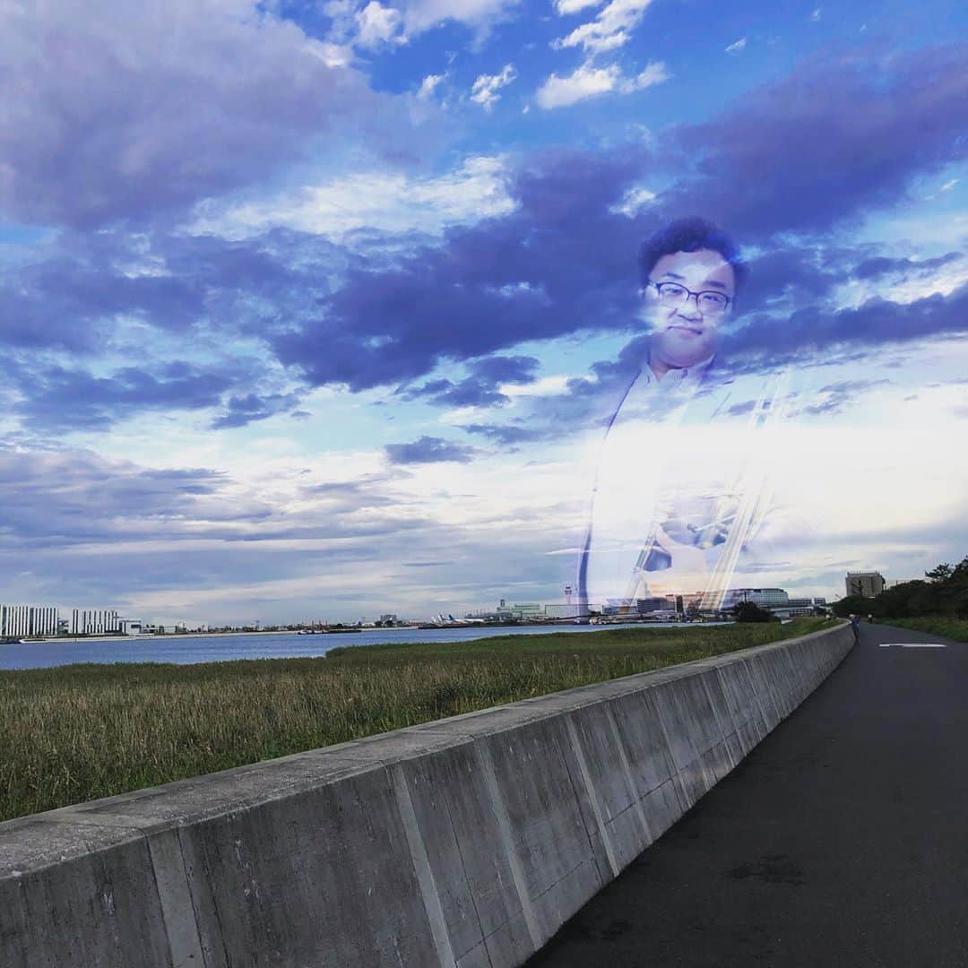 伊東先生さんのインスタグラム写真 - (伊東先生Instagram)「空と概念  #多摩川 #空 #概念」9月10日 17時48分 - itou.t