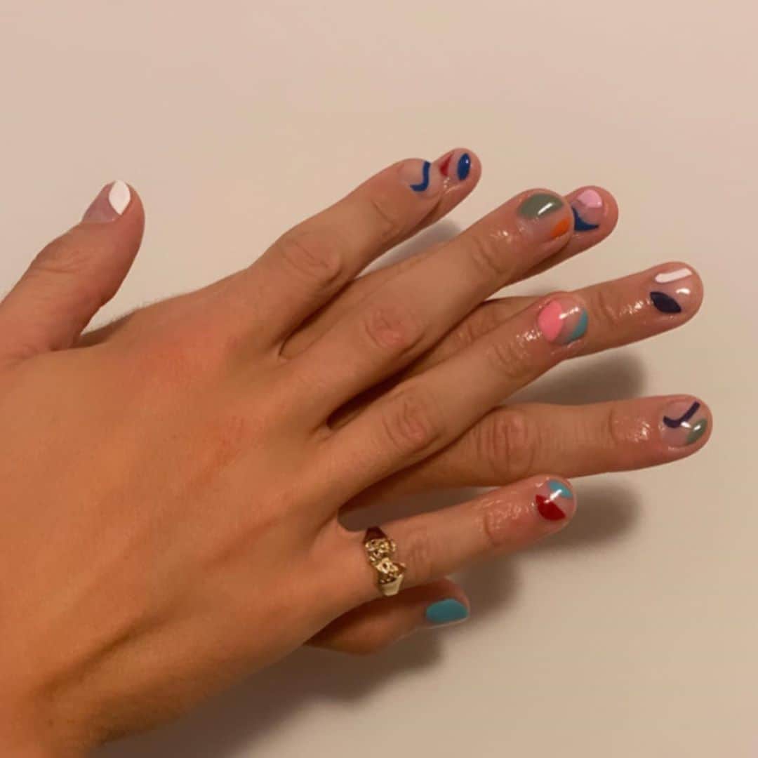 Mei Kawajiriさんのインスタグラム写真 - (Mei KawajiriInstagram)「Men’s nail art are absolutely cute 💕👌 @gavinmatts #nailsbymei」9月11日 4時01分 - nailsbymei