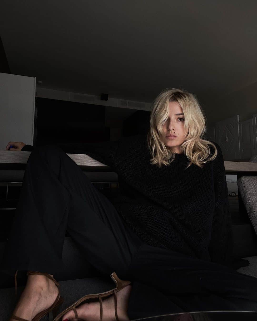 エレオノーラ・カリシのインスタグラム：「♱ My key fashion trend for Fall 2020. You can write the title ♱」