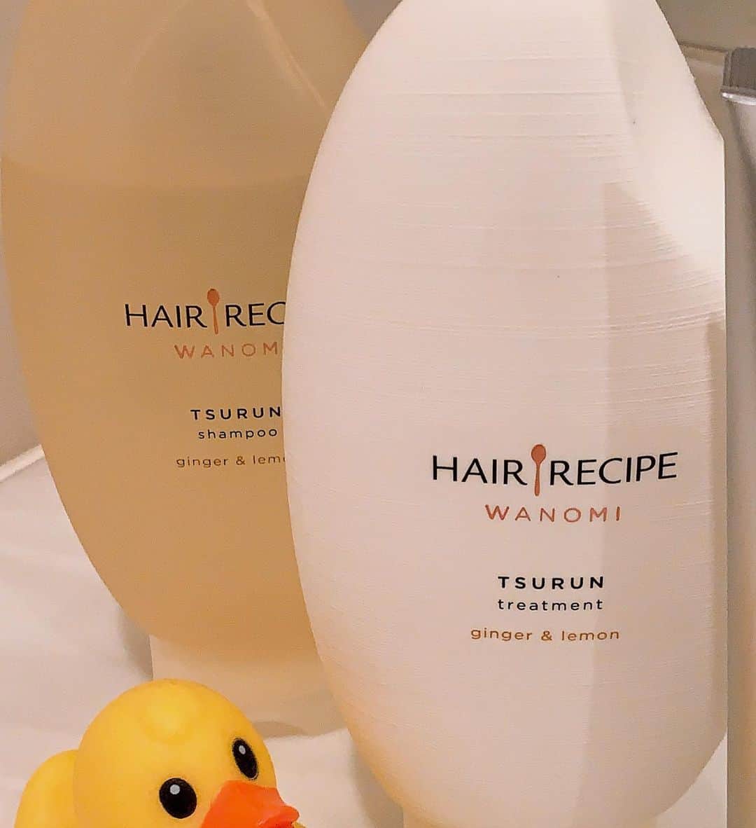 水谷雅子さんのインスタグラム写真 - (水谷雅子Instagram)「シャンプー&トリートメント✨✨ 今回香りがとてもいいんです☺️💖 しょうがと檸檬の香り🍋で癒されます。 洗い上がりはしっとりなのにサラサラ〜💁‍♀️ コメヌカ油(浸透性ツヤ成分)配合でつるんとした指通りのいいツヤ髪ですよ！ リピートしたいと思ってます⭐️ お試しの一回分も売ってましたよ😉 #hairecipe #つるんシャンプー #つるんトリートメント #ダメージケア #エイトザタラソ #美容液ヘアマスク #スカルプクレンジング#頭皮spa #provencegarden  #ドラッグストア  #水谷雅子#水谷雅子beautybook50の私」9月10日 19時53分 - mizutanimasako