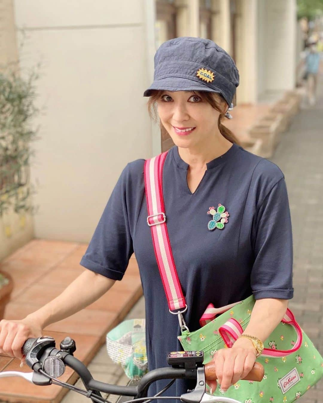 山田佳子さんのインスタグラム写真 - (山田佳子Instagram)「自転車で散策〜♪😆🚴‍♀️✌️﻿ ﻿ #自転車散歩﻿ #あちこち﻿ #楽しい﻿ #発見あるよ﻿ #風が気持ちいい﻿ #運動不足解消﻿ #自転車﻿ #木曜日﻿ ﻿」9月10日 20時08分 - yoshiko117