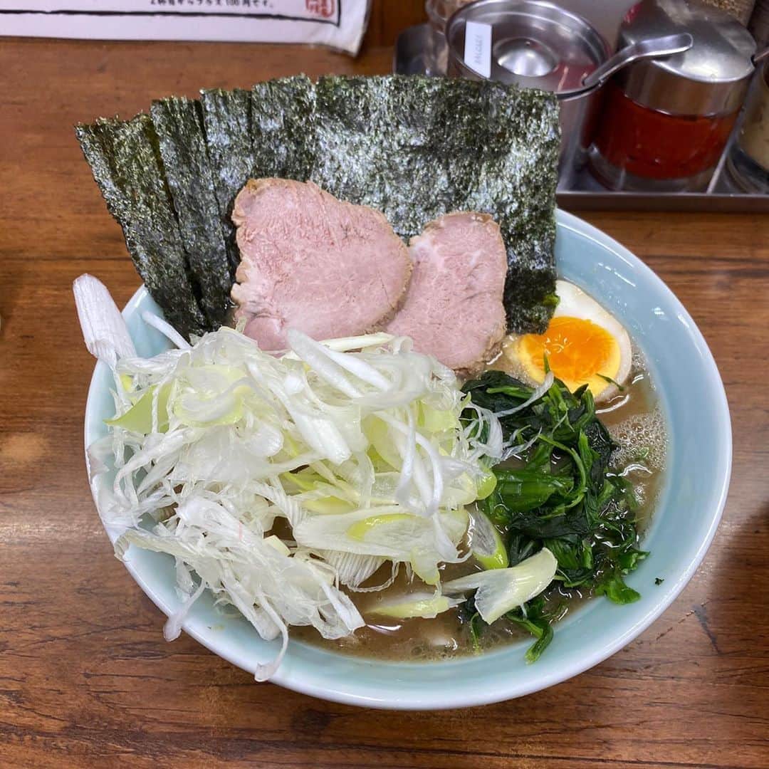 金巻ともこのグルメインスタ