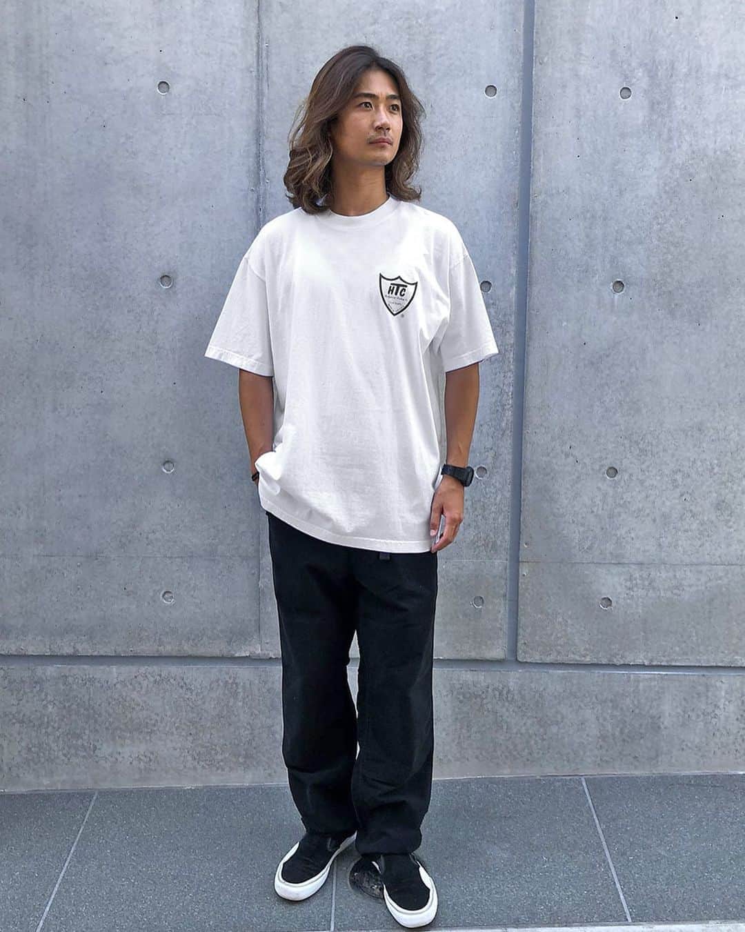 のインスタグラム：「HTC × Standard California 20th Anniversary Shield Logo T  #standardcalifornia #スタンダードカリフォルニア #california #htc #hollywoodtradingcompany #anniversary #アニバーサリー #20th #komy #komyart #madeinusa #madeincalifornia #tshirt #tシャツ #tee #todaysstaffofstandardcalifornia」