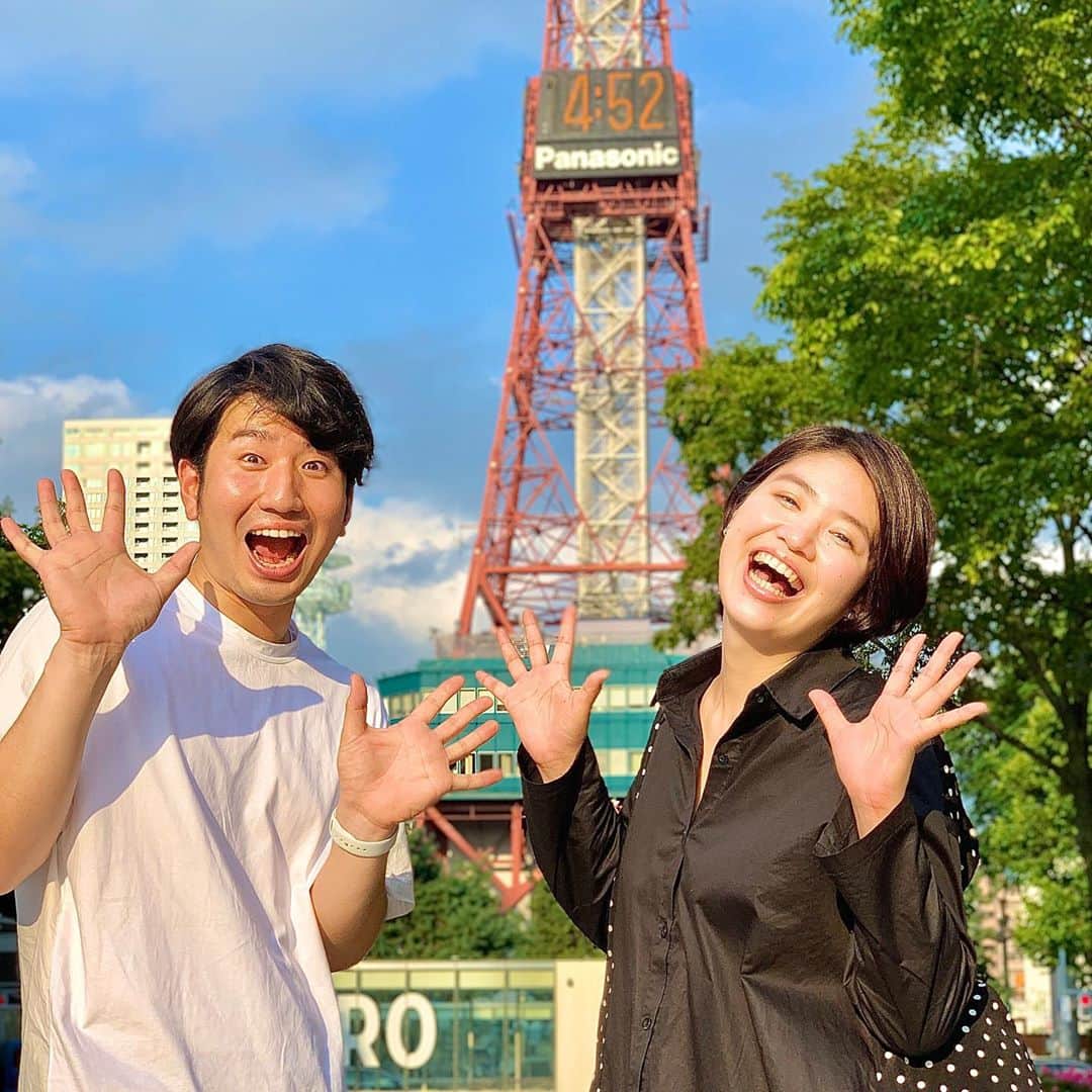 福田太郎のインスタグラム：「🙋‍♂️🙋‍♀️ M-1グランプリ１回戦突破🔥 その舞台裏が、いよいよ明日オンエアです！ 笑いあり、大喧嘩あり、涙あり、最後にまた笑って😂 結成から１ヶ月弱、怒涛の日々を一気に振り返ります！ ⠀ ６時台のイチモニ！どうぞよろしくです✌️ （僕もまだ観てないので、ドキドキのまま寝ます😴） ⠀ #M1 #漫才 #お笑い #大福 #大野恵 #福田太郎 #アナウンサー 人生をかけた⁉︎ #本気 の #挑戦 #M1グランプリ #北海道 #札幌 #HTB #イチモニ！ もちろん #ファイターズ 情報もたっぷりと！ #中田翔 ㊗️通算250号HR #杉谷拳士 ㊗️海外FA権取得」