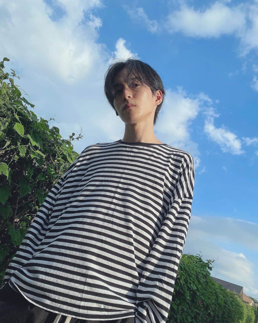 のインスタグラム：「SUMMER...」