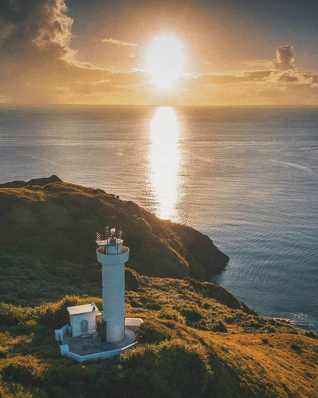 Berlin Tokyoのインスタグラム：「A beautiful time before the night comes. . . . #hellofrom ishigaki, #japan」