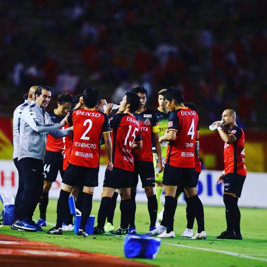 稲垣祥のインスタグラム：「vs横浜FM 2-1 ホーム心強い！！ また共に戦いましょう👍 #名古屋グランパス #高野遼 #大学時代の仲間」