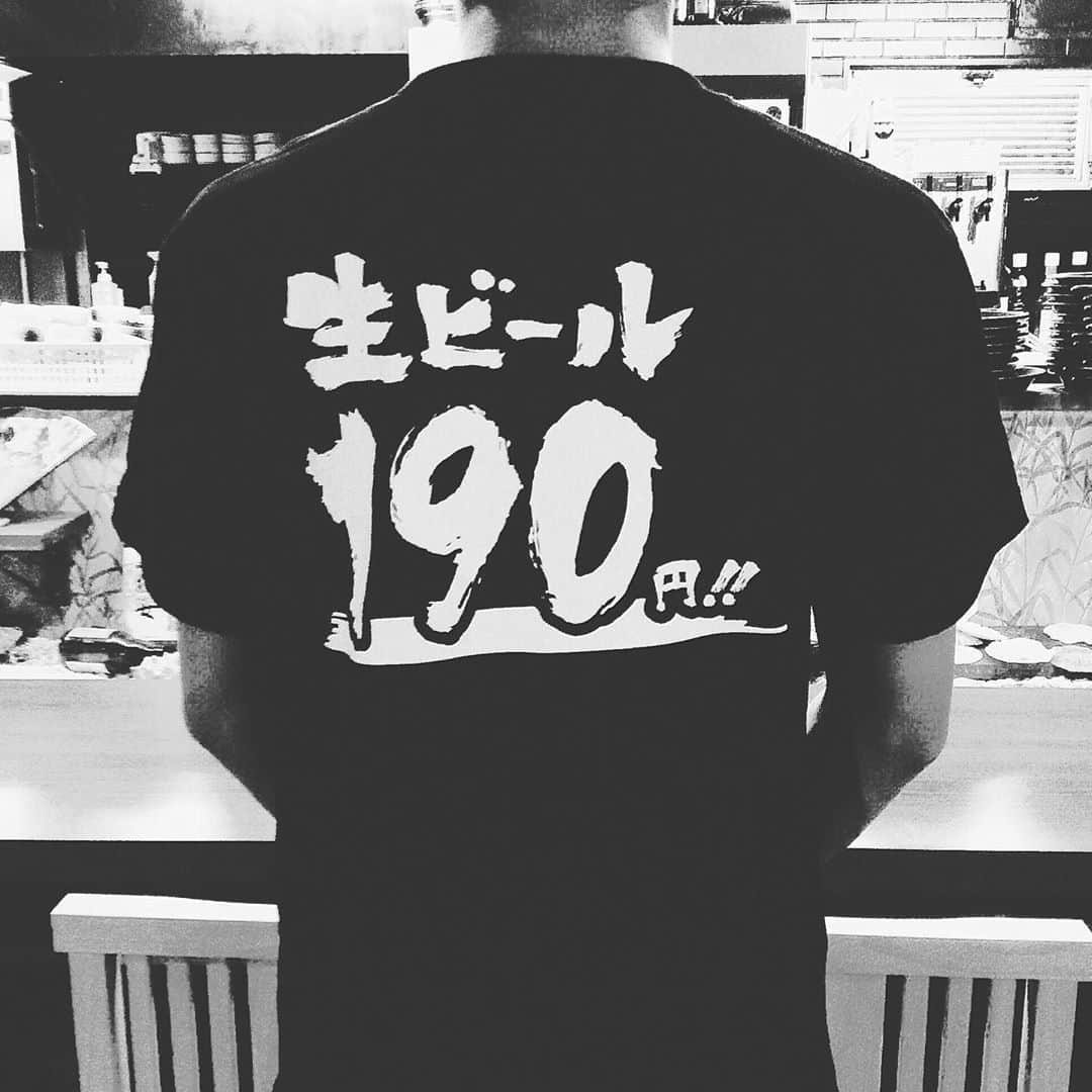 知床漁場寝屋川店さんのインスタグラム写真 - (知床漁場寝屋川店Instagram)「毎度おおきに〜知床漁場寝屋川店です✨本日もたくさんのご来店ありがとうございます😊最近は天気が悪く気分が上がらない方も是非、知床漁場寝屋川店にお越しくださいませ！！スタッフ一同元気にお出迎えさせていただきます^_^皆様のご来店を心からお待ちしております！！   ##知床漁場#寝屋川#居酒屋#北海道#地酒#海鮮#飲み放題#牡蠣#ホタテ#コース#日本酒#宴会#飲み会#ソーシャルディスタンス#コロナに負けない#人と人を繋ぐ#笑顔」9月10日 22時09分 - shiretoko.neyagawa