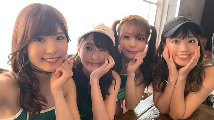 水瀬琴音さんのインスタグラム写真 - (水瀬琴音Instagram)「お揃い💚💚💚 ・ お揃いのお洋服でも 髪型とか装飾品で個性が出るの可愛い🥰 ・ 9月20日(日) \ D'STATION 2020 フレッシュエンジェルズ 撮影会📷💕/  の予約が始まってます🥰❤️ 今回はお揃い衣装に、 水着衣装も多めの内容です💕 そしてそして！✨ GTの夏コスがお披露目になりますっ🥳🌈 沢山お写真撮ってもらいたいな〜♡ ご予約、お待ちしております🥰 ・ ・ ・ #お揃い #フレエン #撮影会 #夏コーデ」9月10日 22時25分 - kotone_dayo___