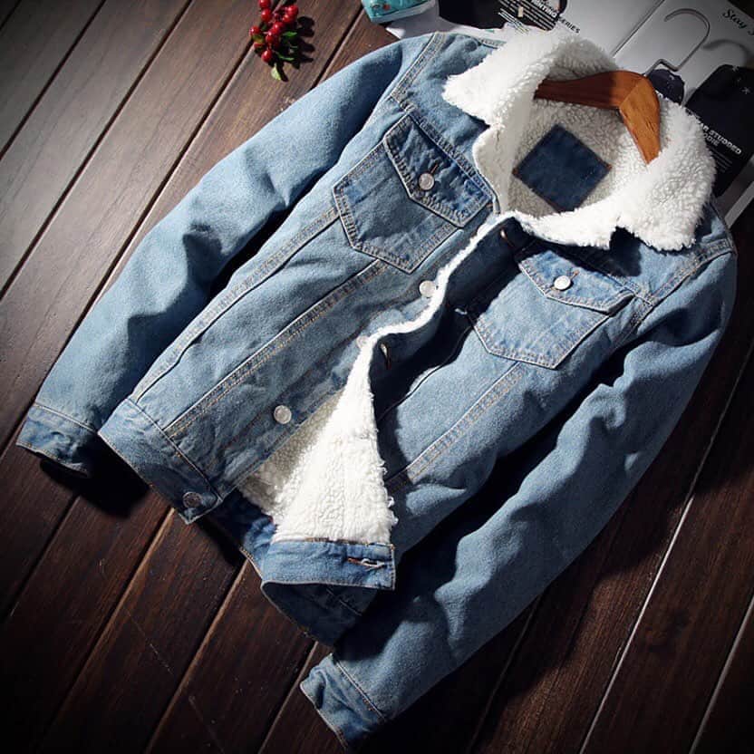 UrbanStoxのインスタグラム：「Introducing the newly-arrived Urban Fur-Collared Denim Jacket, $79 shipped, available in 3 different colors only at UrbanStox.com :)」