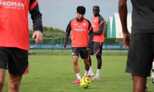 ユン・イルロクのインスタグラム：「see you soon🤟🏼⚽️ #today #training」