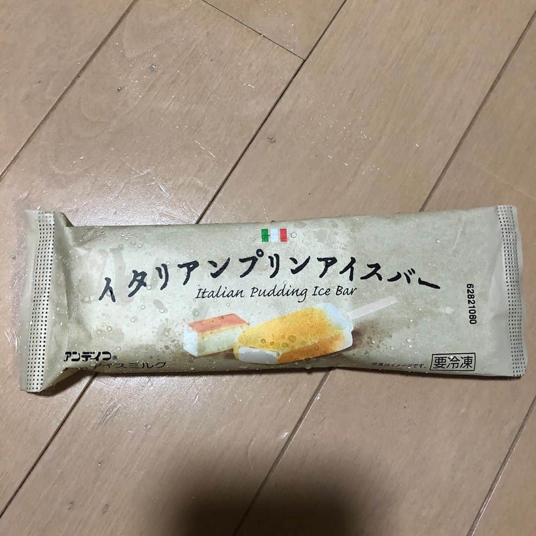 ゴンのインスタグラム：「これヤバ！旨っ！😀 濃厚〜 セブンイレブンのアイス〜😋  7‐ELEVEN」