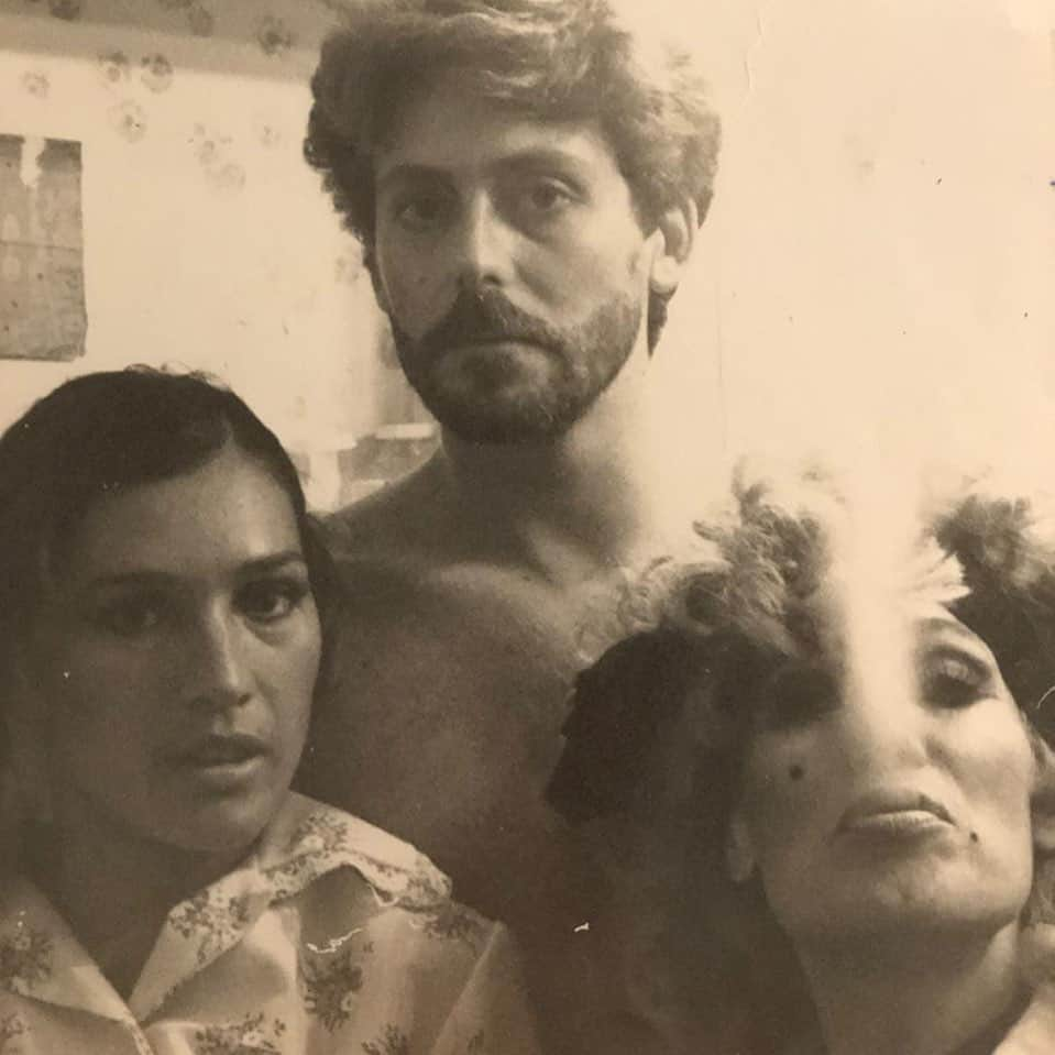 Susana Vieiraさんのインスタグラム写真 - (Susana VieiraInstagram)「#tbt da Peça Roda Cor de Rosa 🌹 de Leilah Assumpção com Edwin Luisi e Natalia do Vale na década de 80...」9月11日 0時07分 - susanavieiraoficial