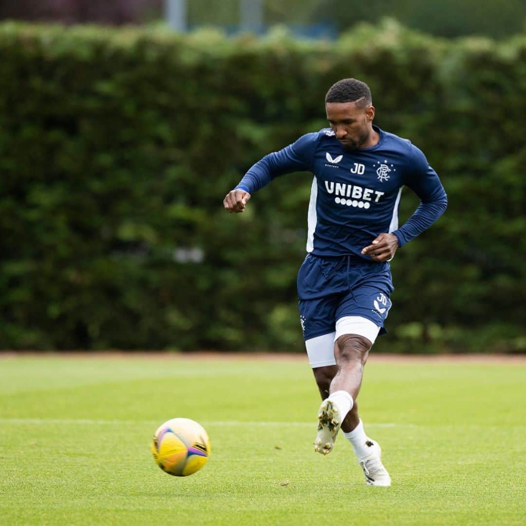 ジャーメイン・デフォーさんのインスタグラム写真 - (ジャーメイン・デフォーInstagram)「I’m back 😀⚽️💪🏽」9月11日 1時04分 - iamjermaindefoe