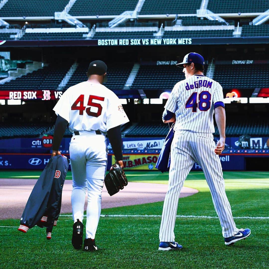 MLBさんのインスタグラム写真 - (MLBInstagram)「90s to Now: What would yesterday's legends say to today's stars?」9月11日 1時28分 - mlb