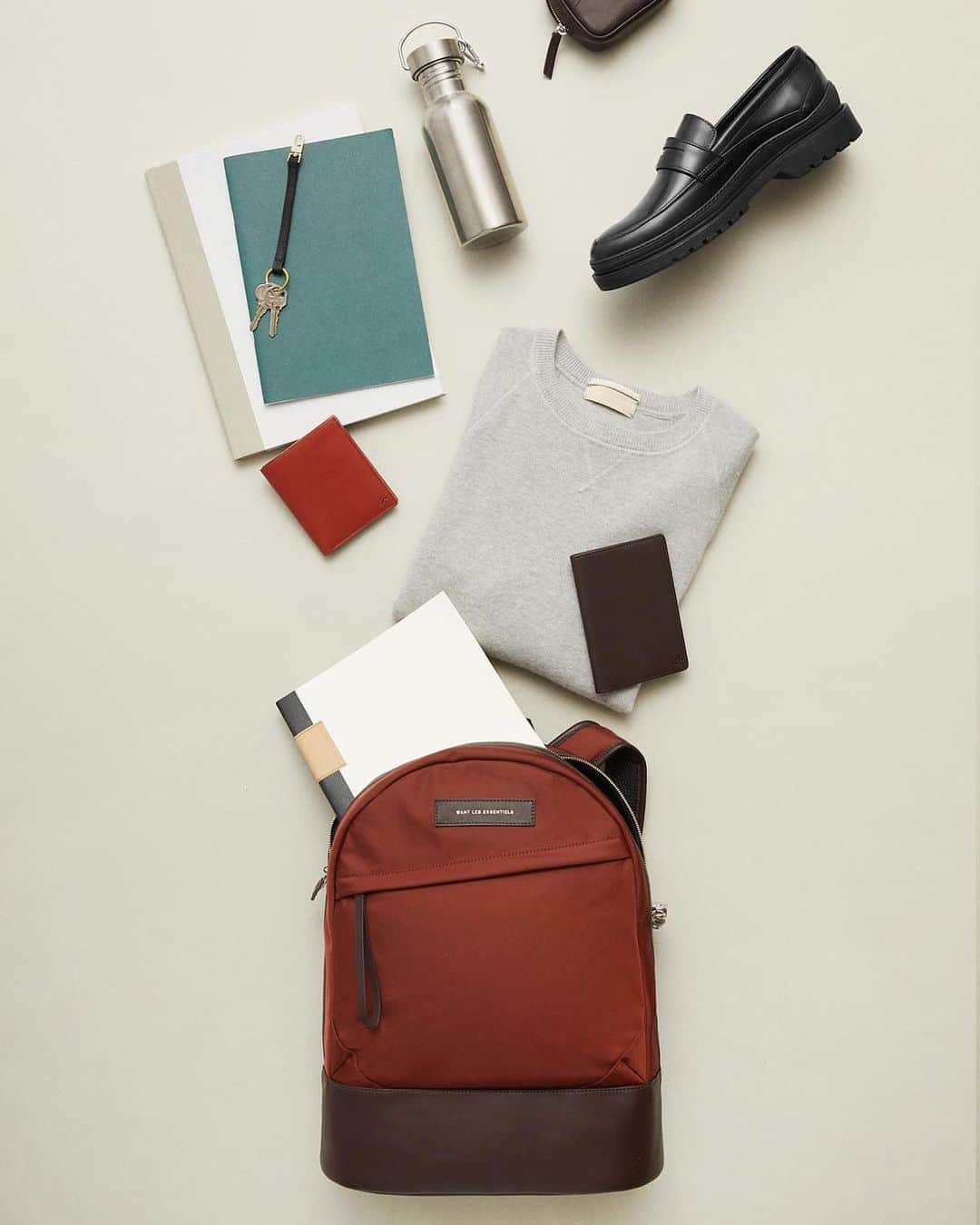 ウォントのインスタグラム：「Ready for the workday.  #wantlesessentiels」