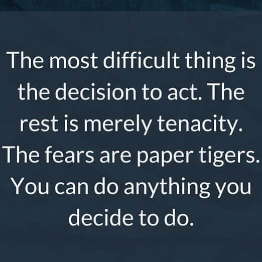ダナイ・ガルシアさんのインスタグラム写真 - (ダナイ・ガルシアInstagram)「The most difficult thing is the decision to act. The rest is merely tenacity. The fears are paper tiger. You can do anything you decide to do. 🌸👑#ameliaearhart 👑 #thisishappening #quotes #quoteoftheday #growthmindset #grow #love #amor #community #reflexiones #comunidad #danaygarcia #workflow #sweet  Never forget the magic 👑#queen」9月11日 1時45分 - danaygarcia1