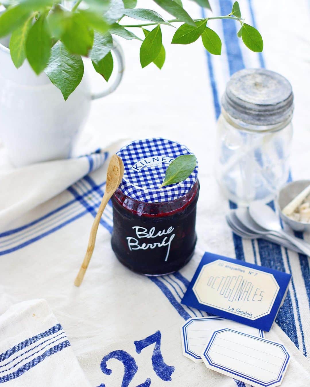 rieさんのインスタグラム写真 - (rieInstagram)「. . Blue Berry Jam. . . 酵素シロップも 作ったから 出来上がりが楽しみ。 . . .  #blueberry  #blueberryjam  #mygarden #gardenfruit  #ブルーベリー #手作りジャム  #부루배리  #잼」8月18日 12時16分 - riecru