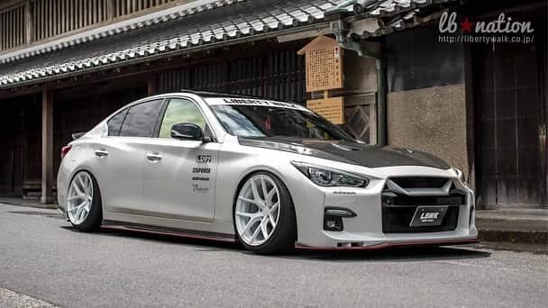 のインスタグラム：「LBWK LB★NATION NEW BODY KIT😊  LB★NATIONブランドからスカイラインのbody kitが登場🙂 やっぱり日産🙂頑張れ日産😊 @nissan   @nissanusa  @nissanjapan  @libertywalkkato   #nissan #nissanskyline  #lbwk #libertywalk #lbworks #bride #fiexhaust  #airrexsuspension  #stance #yokohamatire #japan #ltmw #rbd #lb97forged」